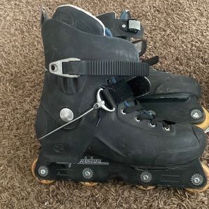 Vintage mens speedster rollerblades GUC - they don’t make them like this anymore